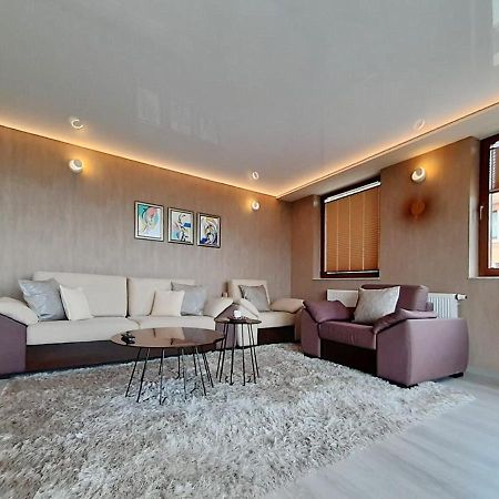 Sky View - Luxury Apartment With A Dream View Brașov Exterior foto