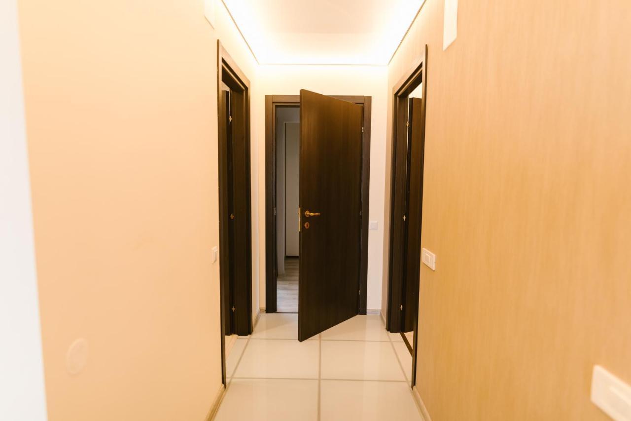 Sky View - Luxury Apartment With A Dream View Brașov Exterior foto