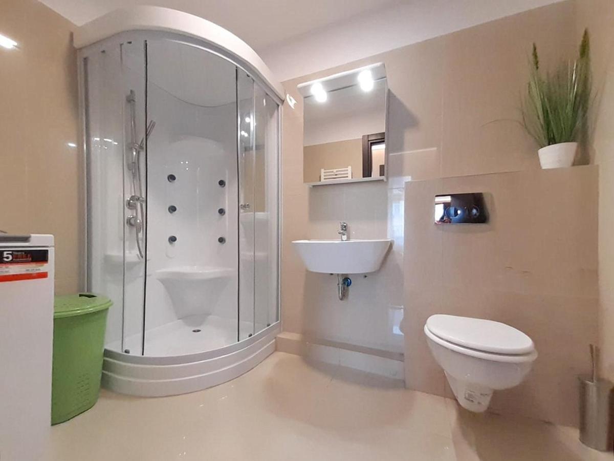 Sky View - Luxury Apartment With A Dream View Brașov Exterior foto