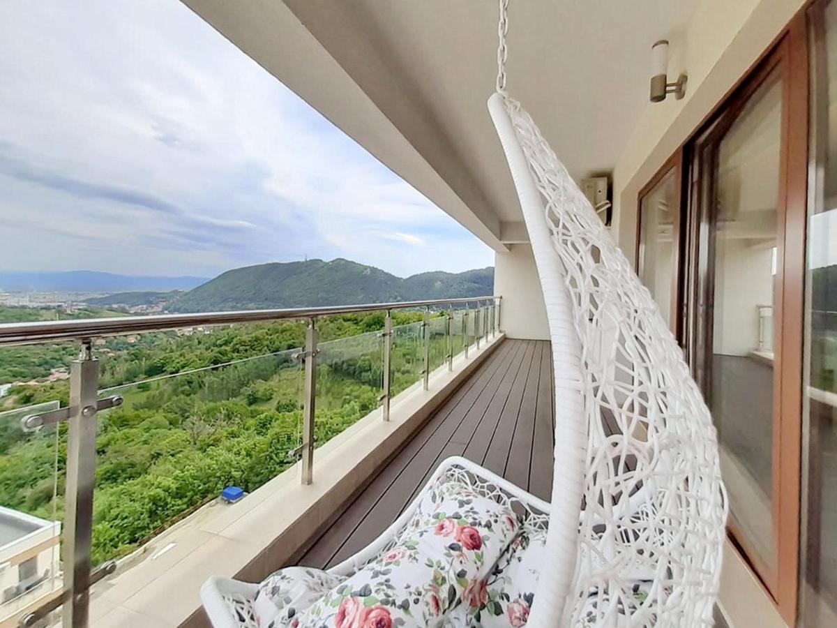 Sky View - Luxury Apartment With A Dream View Brașov Exterior foto