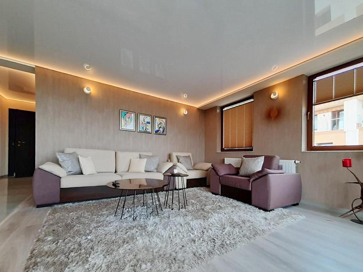 Sky View - Luxury Apartment With A Dream View Brașov Exterior foto